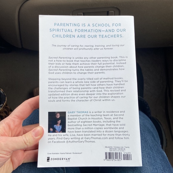 Sacred Parenting by Gary Thomas - Picture 2 of 4